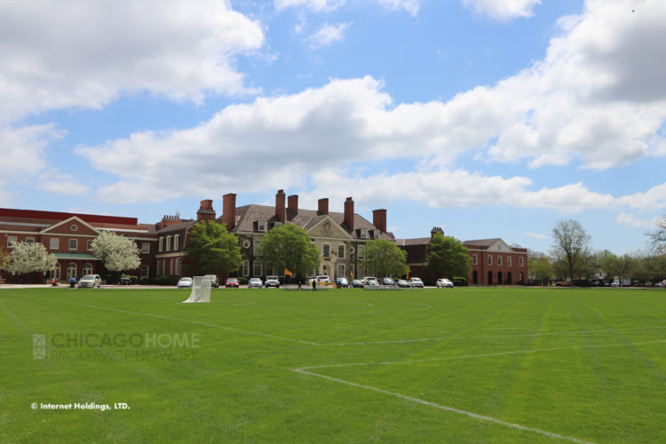 Lake Forest High School image